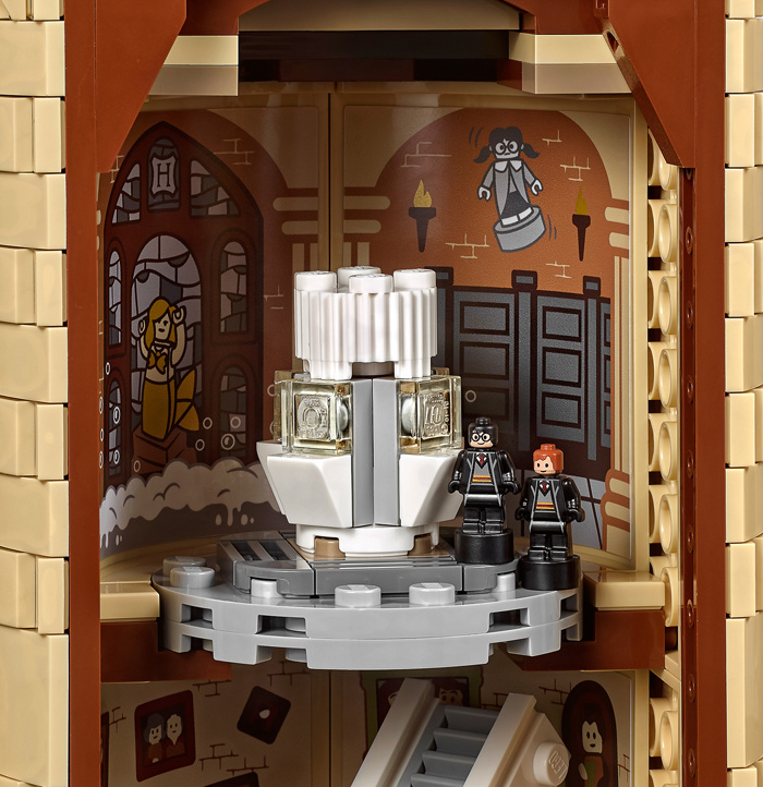 Giant Harry Potter LEGO Hogwarts Castle