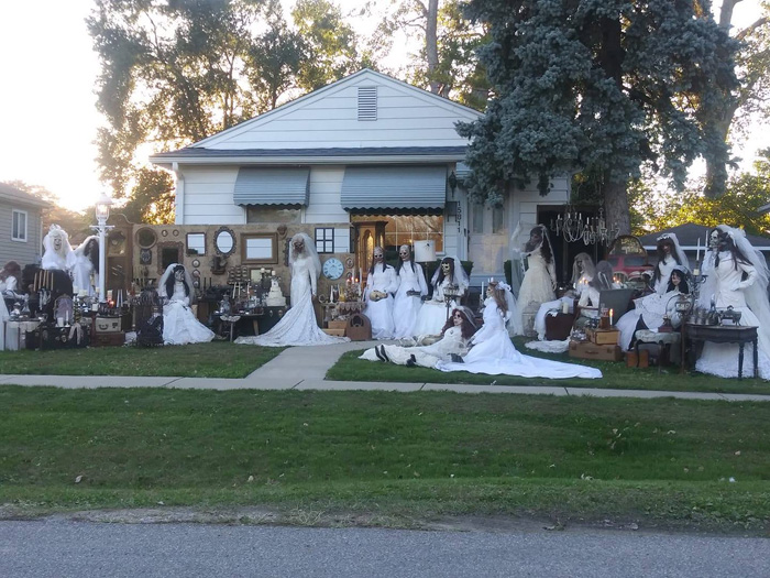 Epic Halloween Lawn Decorations