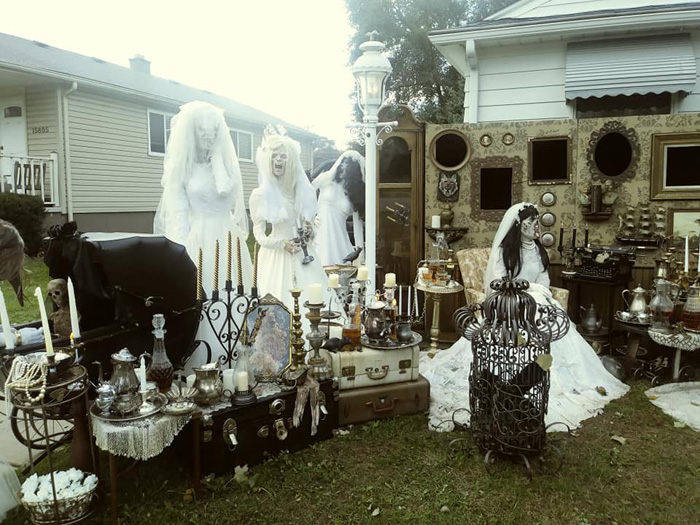 Epic Halloween Lawn Decorations