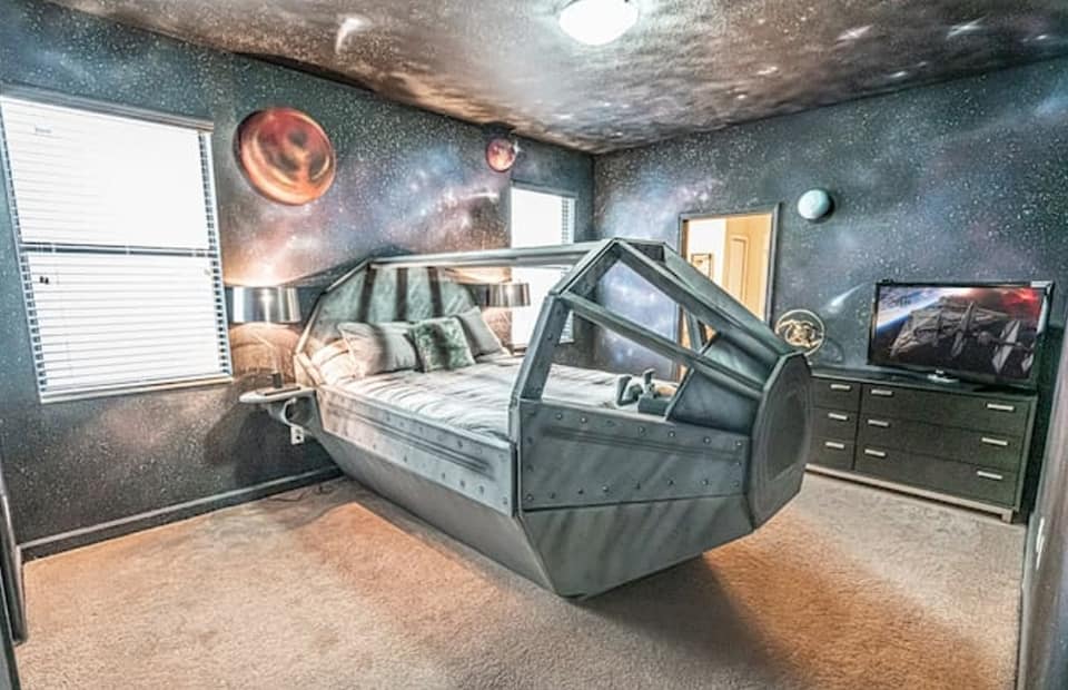 Star Wars Airbnb House