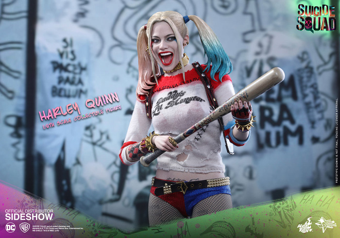 Suicide Squad Harley Quinn Sixth Scale Figure
