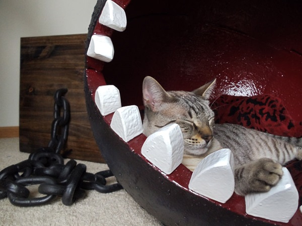 Mario Chain Chomp Cat Bed