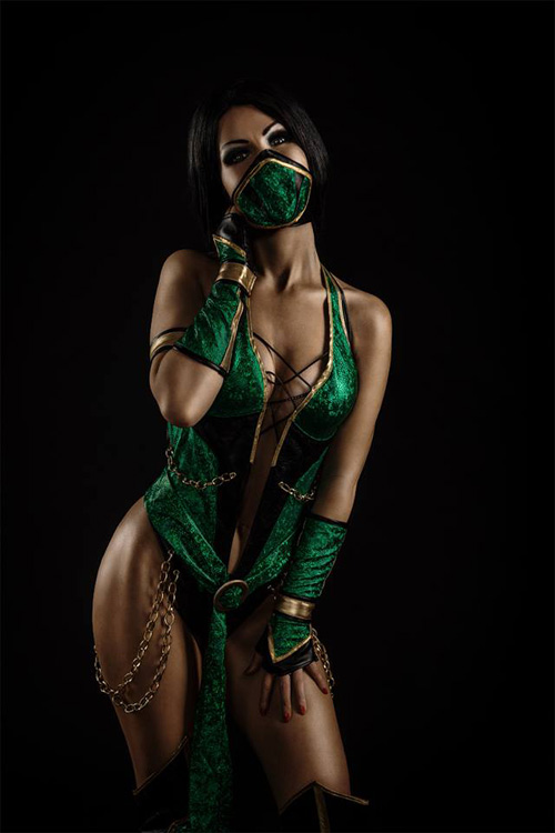 Jade from Mortal Kombat 9 Cosplay