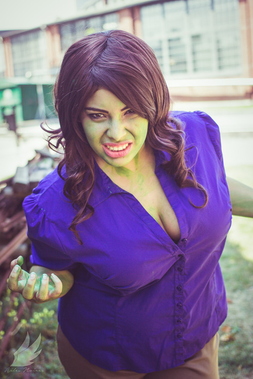 Genderbent Bruce Banner/Hulk Cosplay