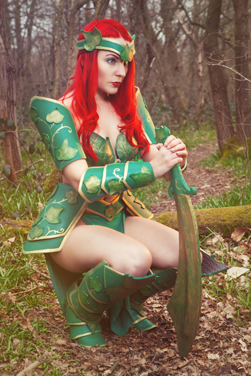Armoured Poison Ivy Cosplay