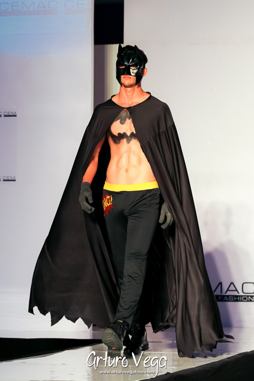Batman Lingerie Fashion Show & Photoshoot
