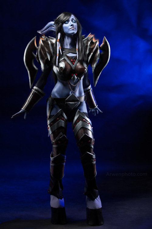 Draenei Warrior from World of Warcraft Cosplay