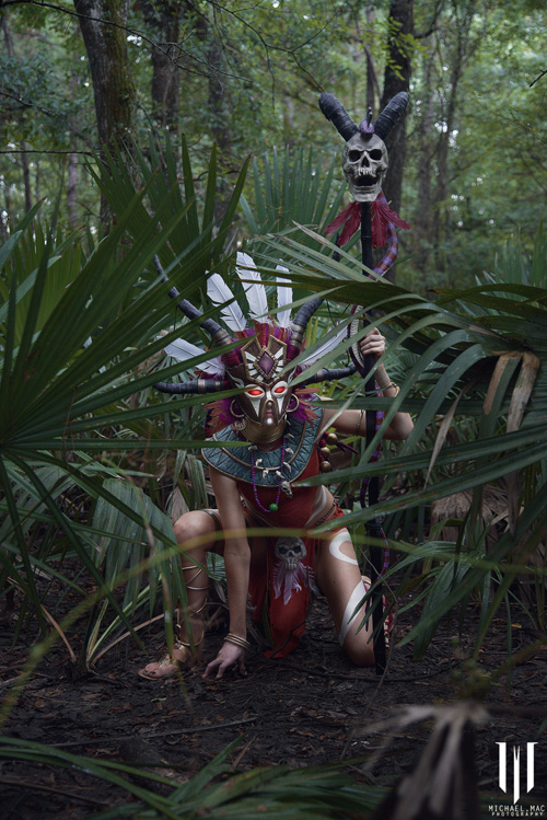 Witch Doctor from Diablo III Cosplay