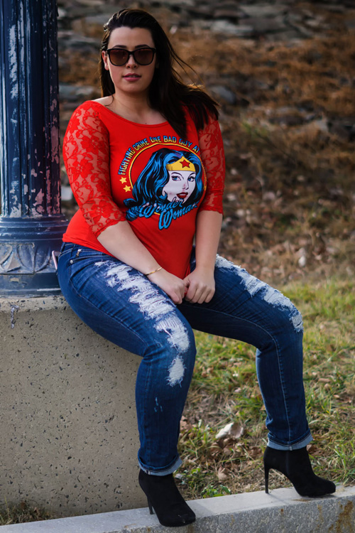 Wonder Woman T-Shirt Photoshoot