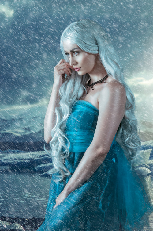 Frozen Khaleesi Cosplay