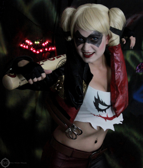 Harley Quinn from Injustice: Gods Among Us Cosplay
