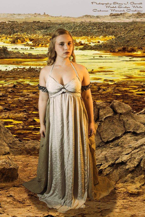 Daenerys from Game of Thrones Cosplay