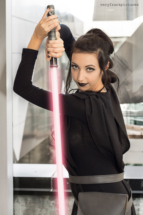 Sith Rey Cosplay