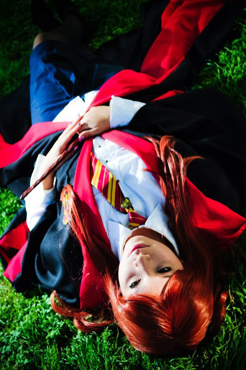 Young Lily Evans from Harry Potter Cosplay