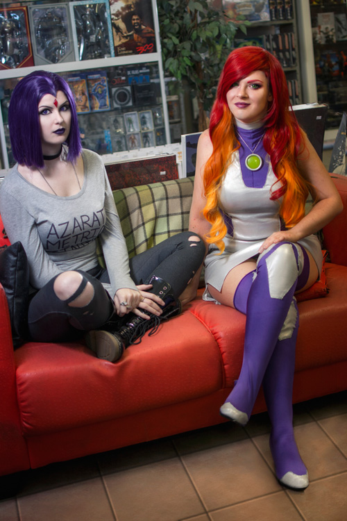 Casual Raven and Starfire Cosplay