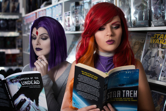 Casual Raven and Starfire Cosplay
