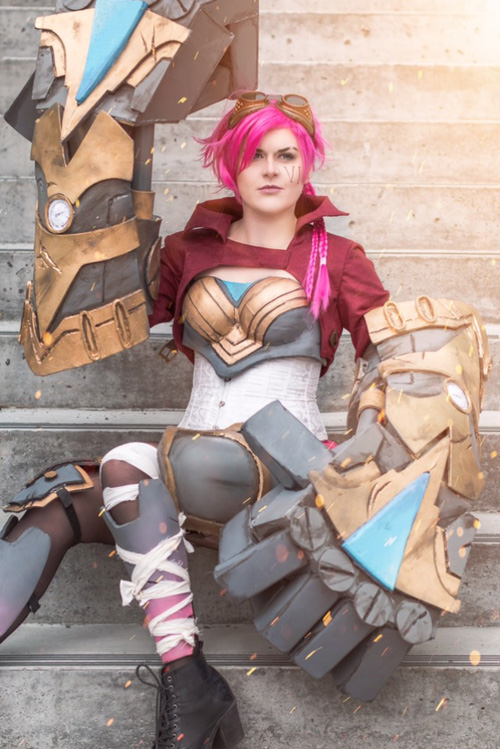 Vi from League of Legends Cosplay