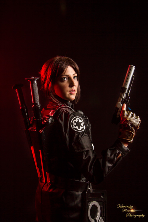 Jyn Erso from Rogue One Cosplay