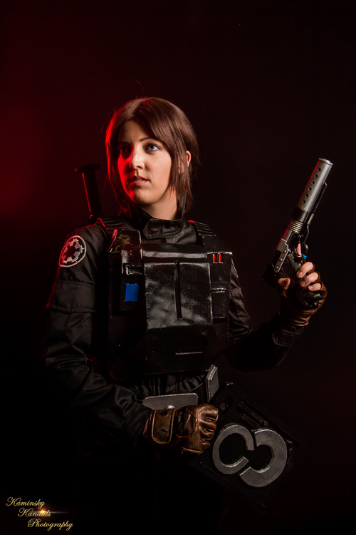 Jyn Erso from Rogue One Cosplay