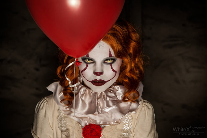 Female Pennywise from IT Cosplay