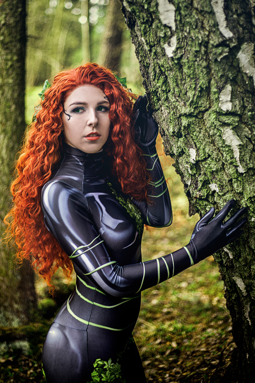 New 52 Poison Ivy Cosplay