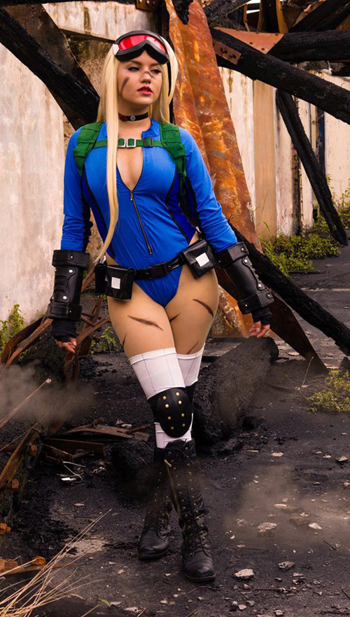 Cammy from Super Street Fighter V Cosplay