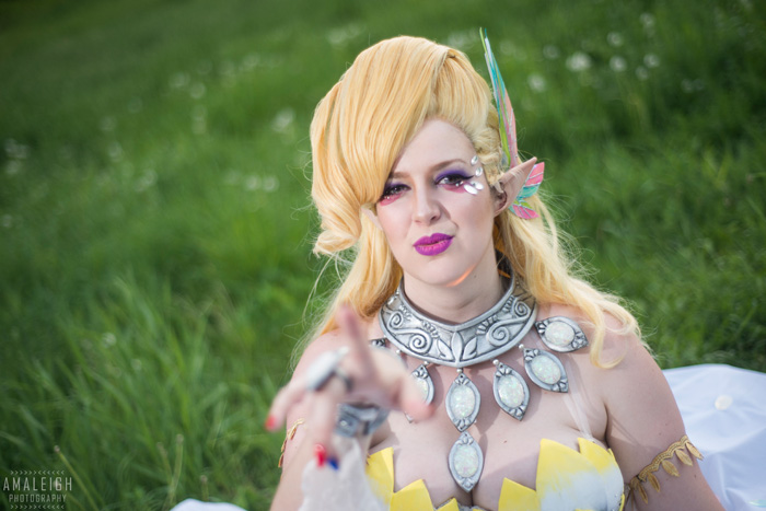 Cotera from The Legend of Zelda: Breath of the Wild Cosplay