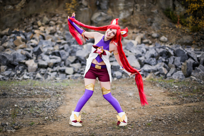 Star Guardian Jinx from League of Legends Cosplay