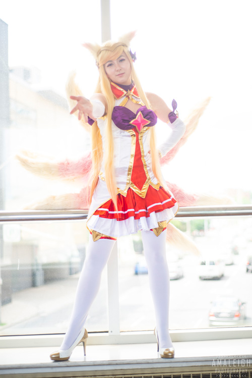 Star Guardian Ahri from League of Legends Cosplay