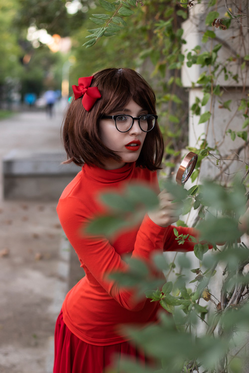 Velma cosplay. credit: @sladkoslava . . . . . . #sidebyside