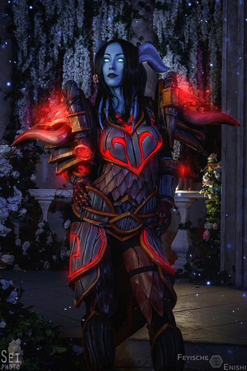 Draenei Hunters from World of Warcraft Cosplay