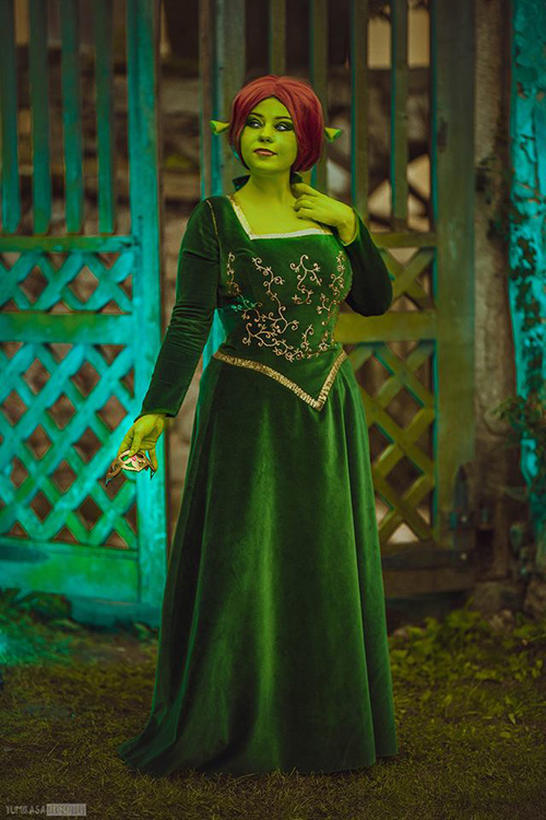 Fiona from Shrek Cosplay