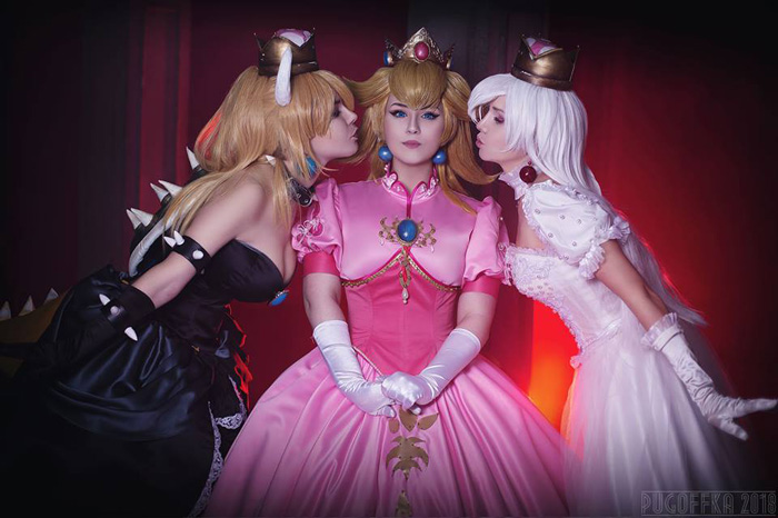 Bowsette, Booette & Princess Peach Cosplay