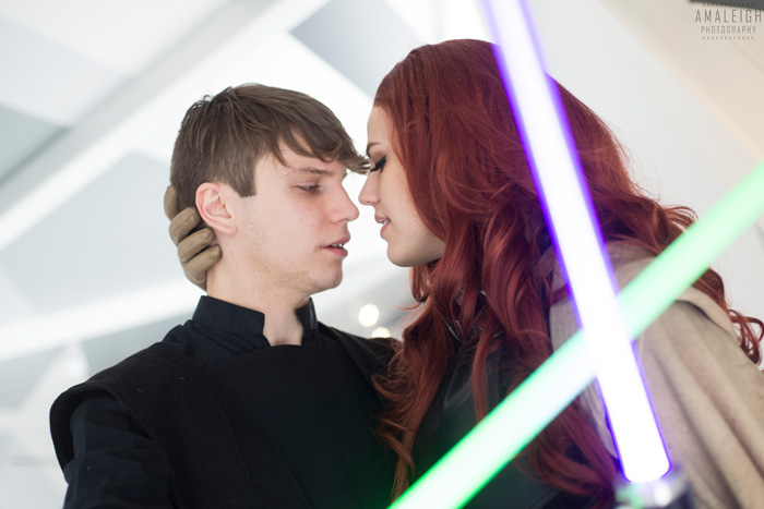 Mara and Luke from Star Wars Cosplay