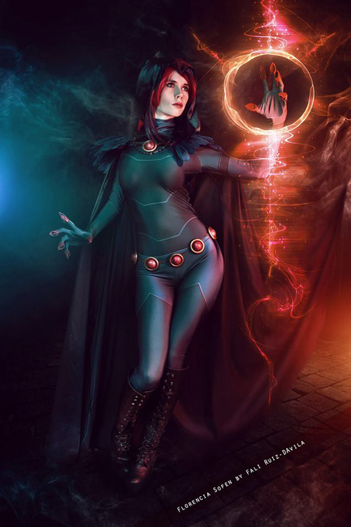 Raven from DC Comics Rebirth Cosplay