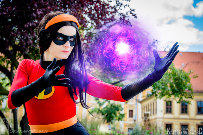 Violet Parr from The Incredibles Cosplay