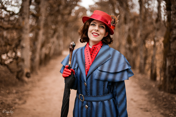 Mary Poppins from Mary Poppins Returns Cosplay