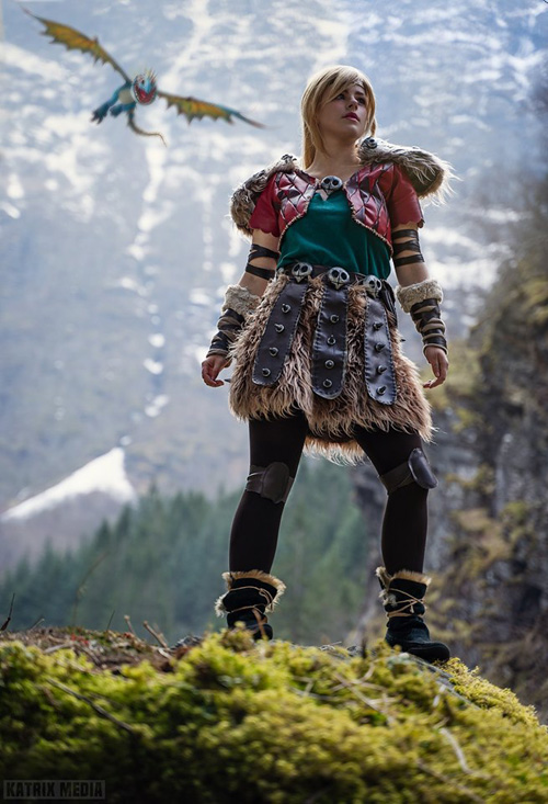 Astrid from How to Train Your Dragon Cosplay