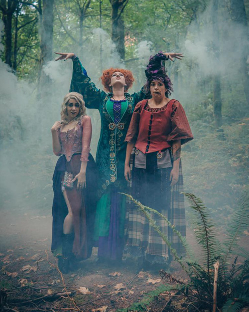 The Sanderson Sisters from Hocus Pocus Cosplay