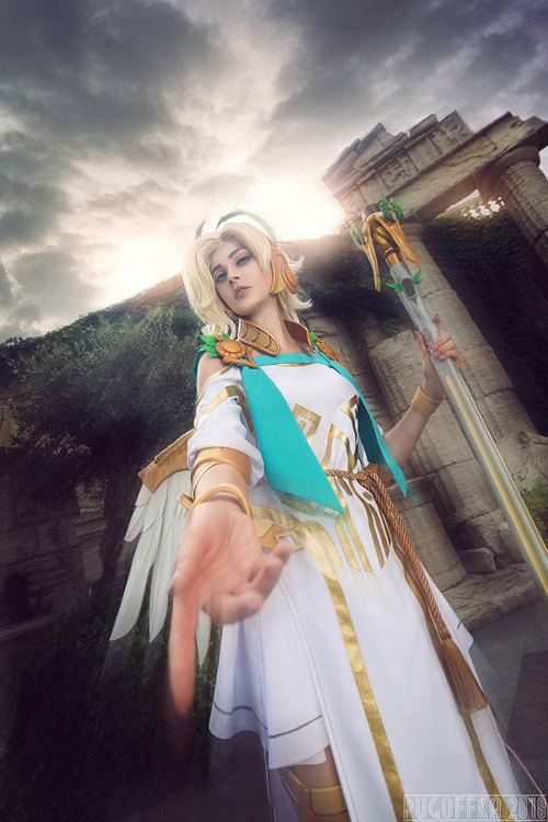 Mercy from Overwatch Cosplay