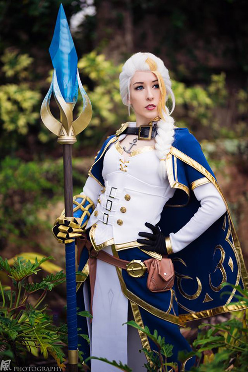 Jaina Proudmoore from World of Warcraft Cosplay