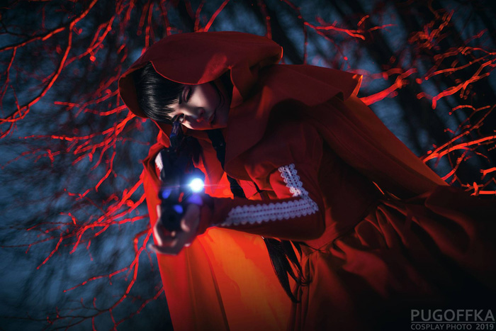 Red Riding Hood Cosplay