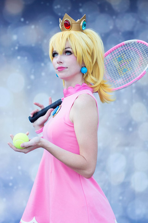 Tennis Peach Cosplay