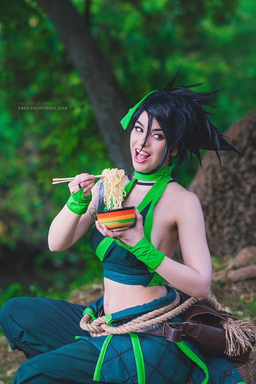 Akali from League of Legends Cosplay