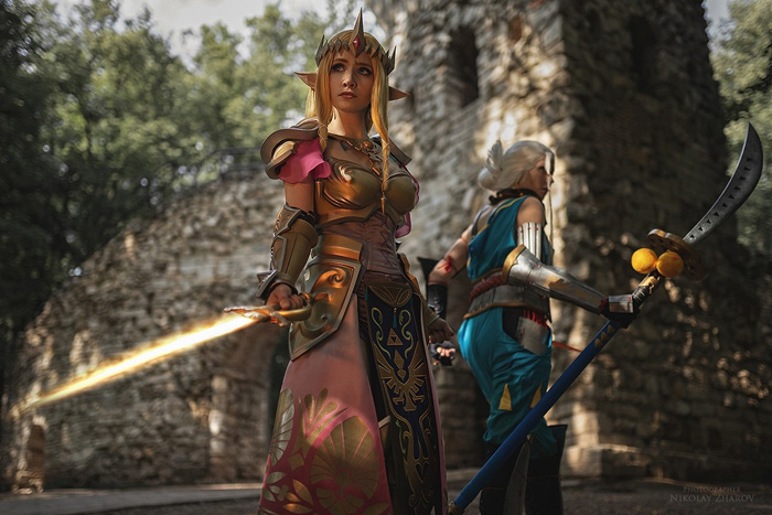Zelda and Impa from Hyrule Warriors Cosplay