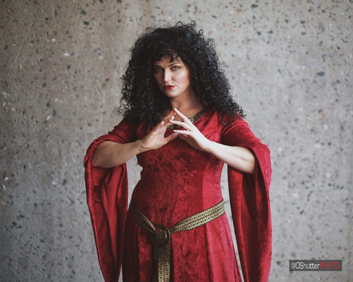 Mother Gothel and Rapunzel Cosplay