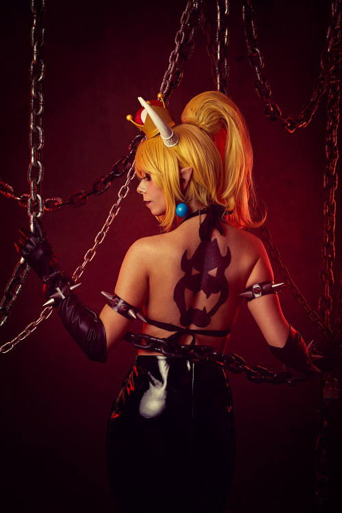Bowsette Cosplay