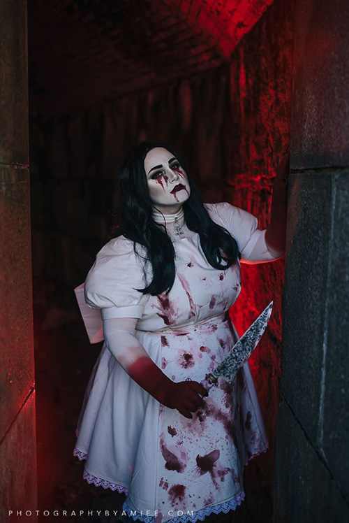 Madness cosplay in alice Alice: Madness