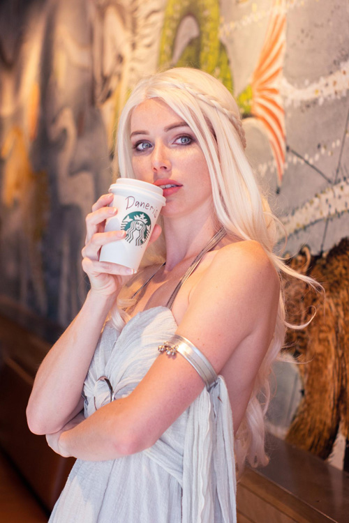Daenerys at Starbucks Cosplay