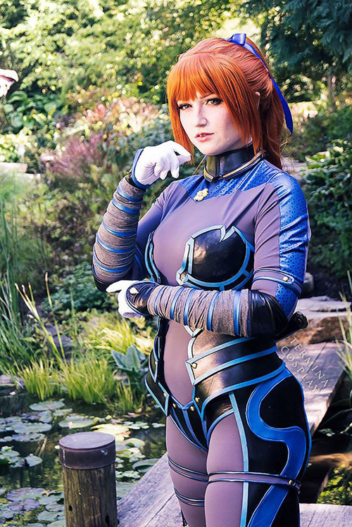 Kasumi from Dead or Alive 6 Cosplay